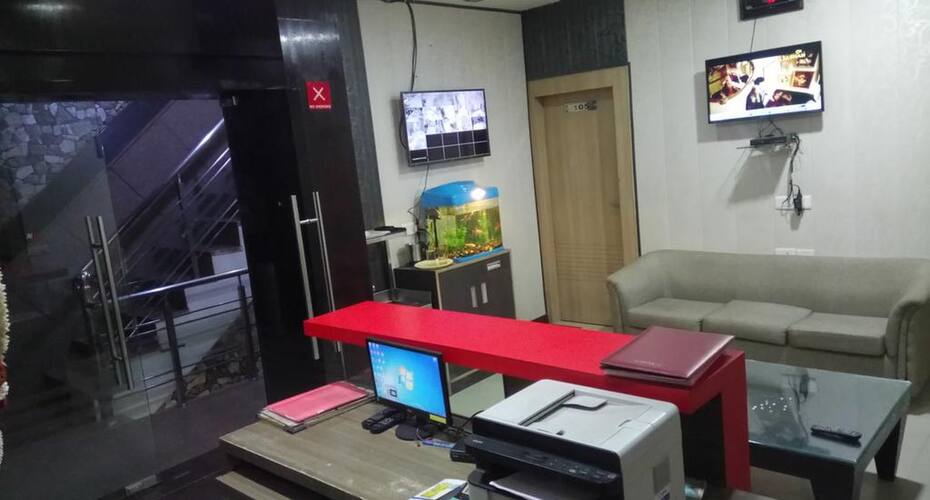 Hotel The Desire, New Delhi 5